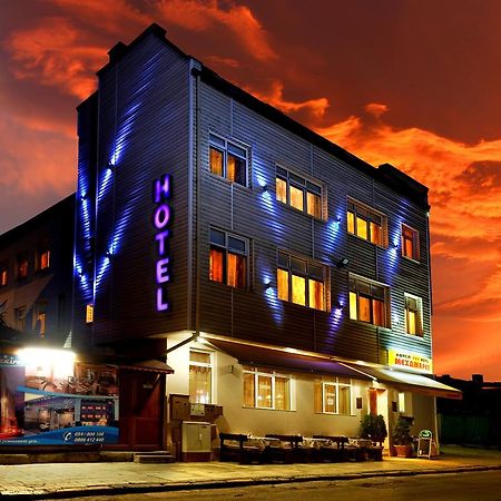 Hotel Mehdjarel Shumen Bagian luar foto
