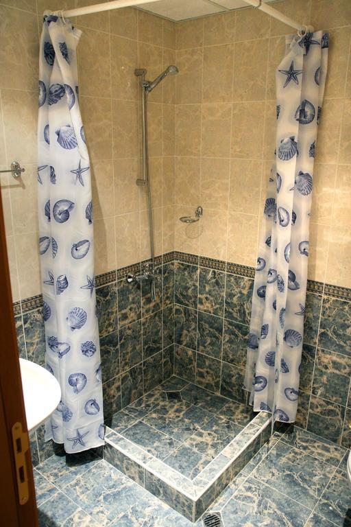 Hotel Mehdjarel Shumen Bagian luar foto